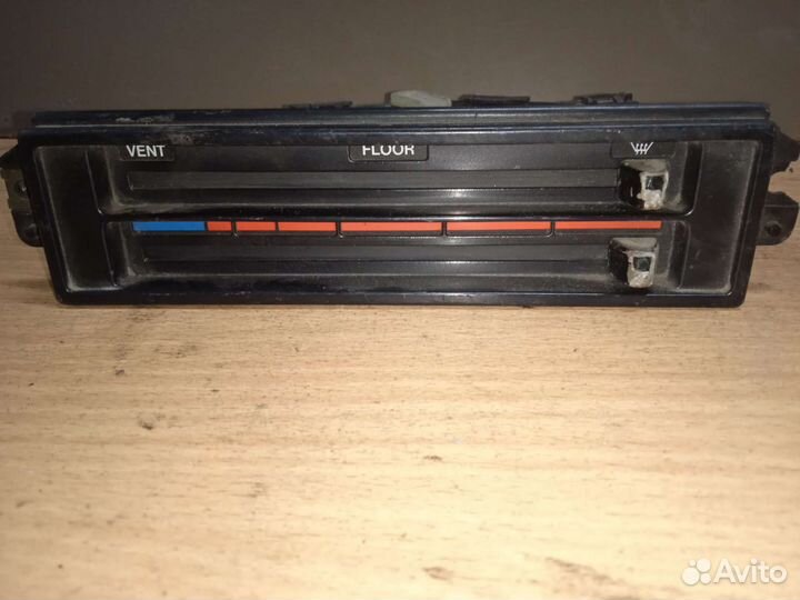 Блок управления отопителя bmw 5 E28 бмв 5 E28