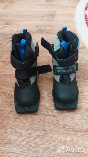 Лыжные ботинки 35 размер