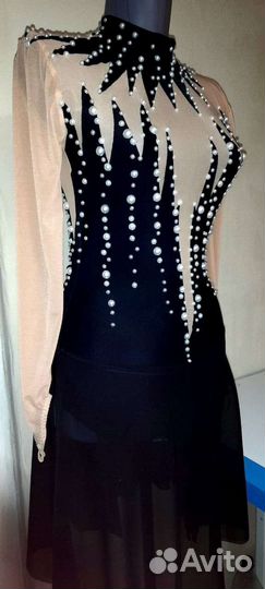 Костюм для фигурного катания