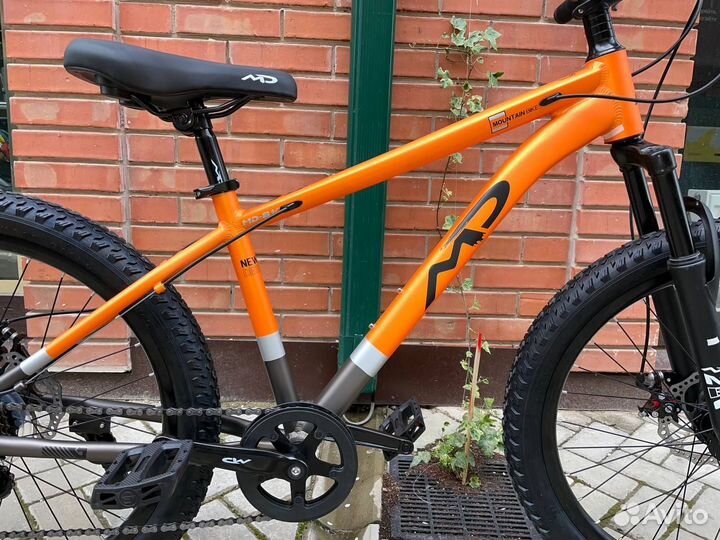 Велосипед новый Алюминий полуфэт R 24