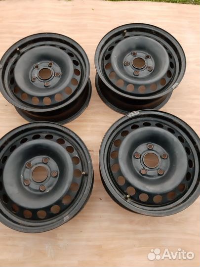 Диски штампованные R 15 на vag