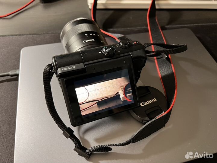 Canon eos m100 ef-m 18-55 stm