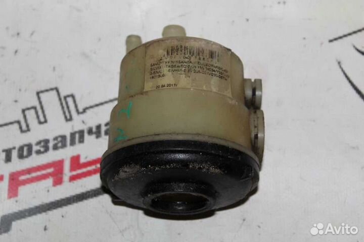 Бачок гур nissan infiniti. laurel leopard Q45 silv