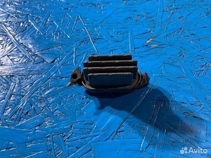 Резистор печки Audi Q7 4LB 4.2 BAR