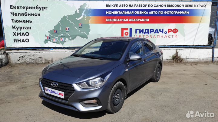 Кнопка стеклоподъемника задняя левая Hyundai Solaris II 93581-H5051