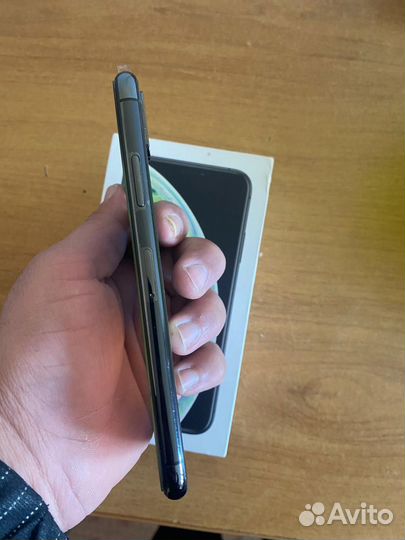 iPhone Xs, 64 ГБ