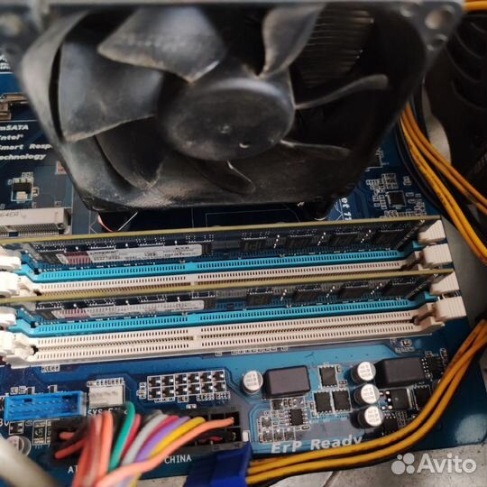 Материнская плата с процессором