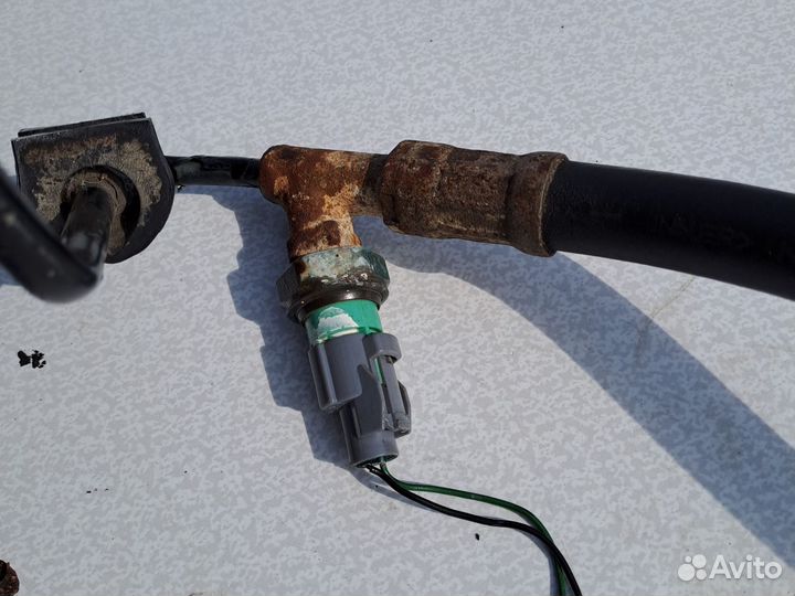 Датчик давления жидкости гур Honda CR-V