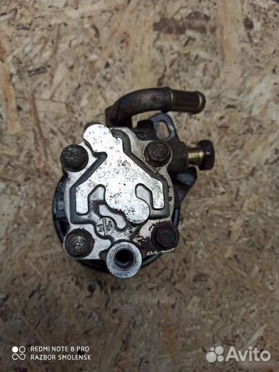 Насос гур Ниссан альмера n15 1.6