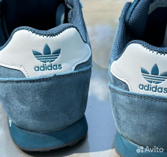 Кроссовки adidas classik