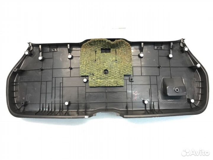 Обшивка двери багажника Nissan Qashqai 1.6 2009