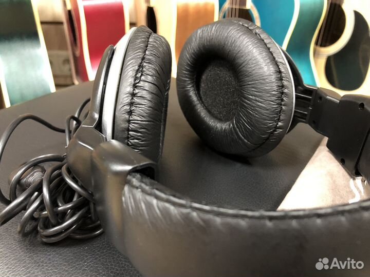 Наушники Soundking ej028-1