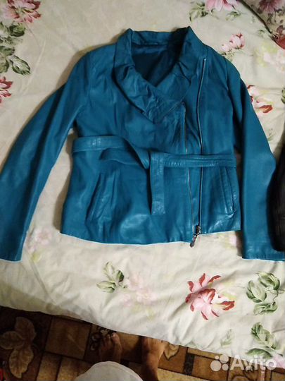 2-ве кожаные куртки 46-48 размера