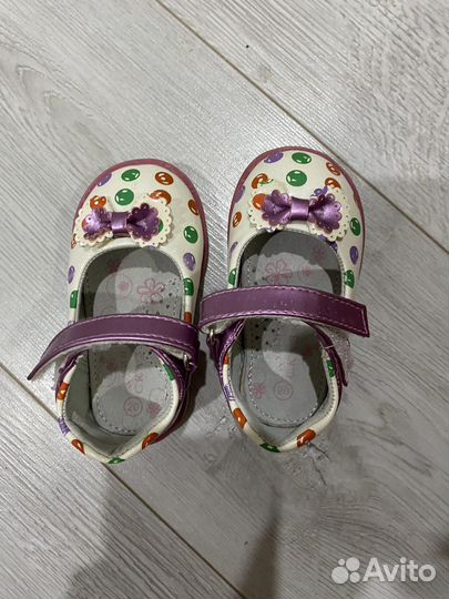 Сандалии для девочки