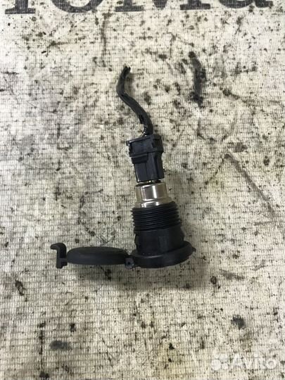 Прикуриватель Nissan Pathfinder