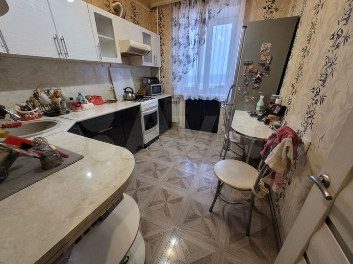 4-к. квартира, 75 м², 9/10 эт.