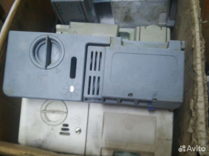 Бу Дозатор для посудомоечной машины