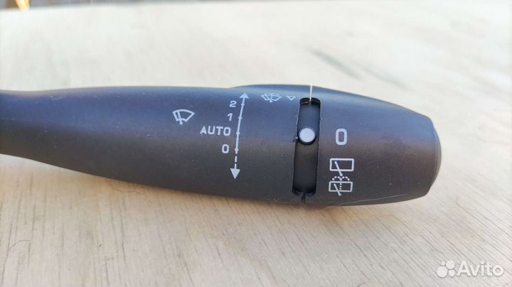 Переключатель подрулевой правый Пежо Ситроен