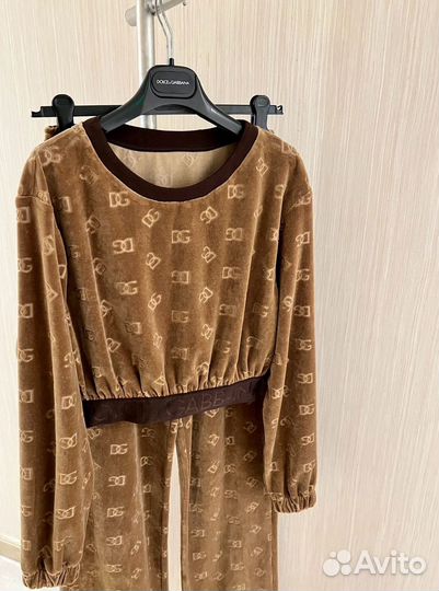 Костюм dolce gabbana женский
