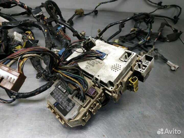 Проводка с блоком предохранителей Suzuki Sx4 GYA