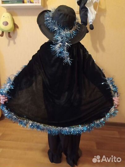 Продам новогодние костюмы