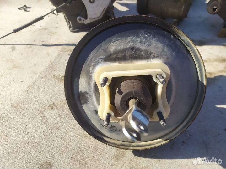 Вакуум тормозной Hyundai accent 2004