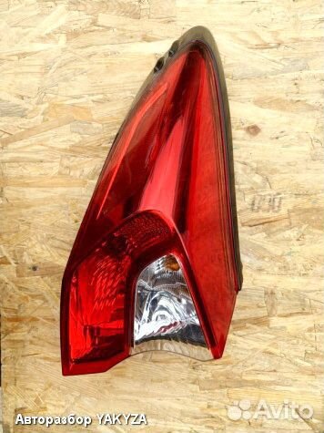 Фонарь задний левый в крыло Toyota C-HR