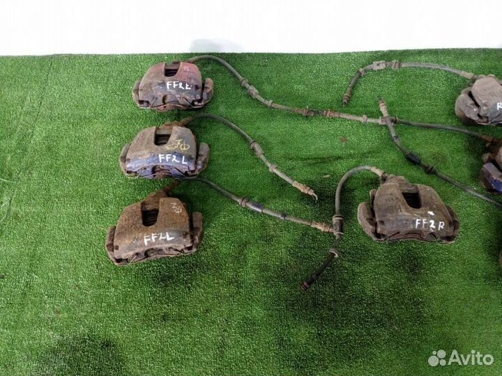 Суппорт тормозной передний Ford Focus 2 2009