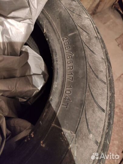 Kumho Solus KL21 235/65 R17