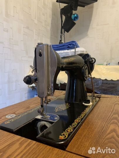 Швейная машина Подольск ножная