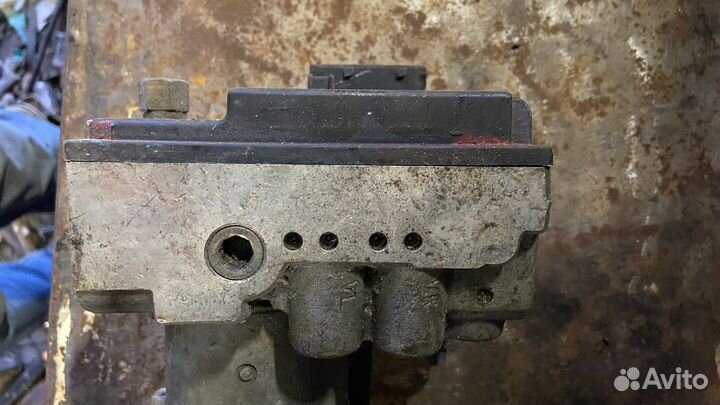 Блок abs bmw e39