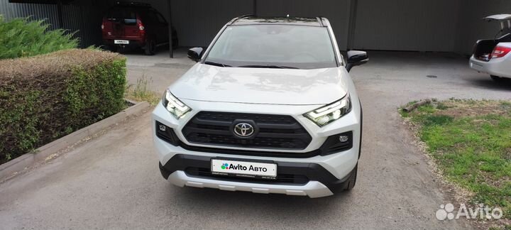 Toyota RAV4 2.0 CVT, 2023, 120 км