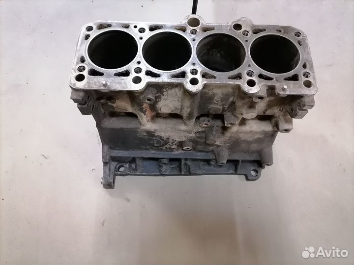 Блок цилиндров Volkswagen Passat B5 1.8 ADR 1998 г