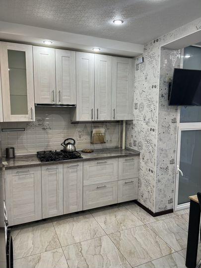 2-к. квартира, 65 м², 4/11 эт.