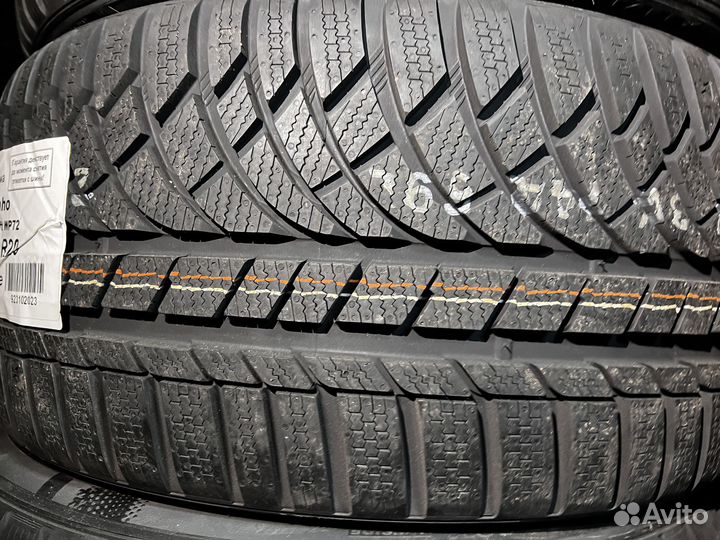 Kumho WinterCraft WP72 265/35 R20