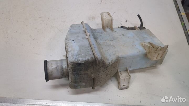 Бачок омывателя Hyundai H-1 Starex, 2010