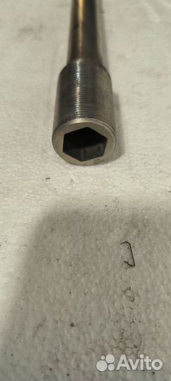 Ось маятника Suzuki GSX-R 600 / 750 2006 - 2017