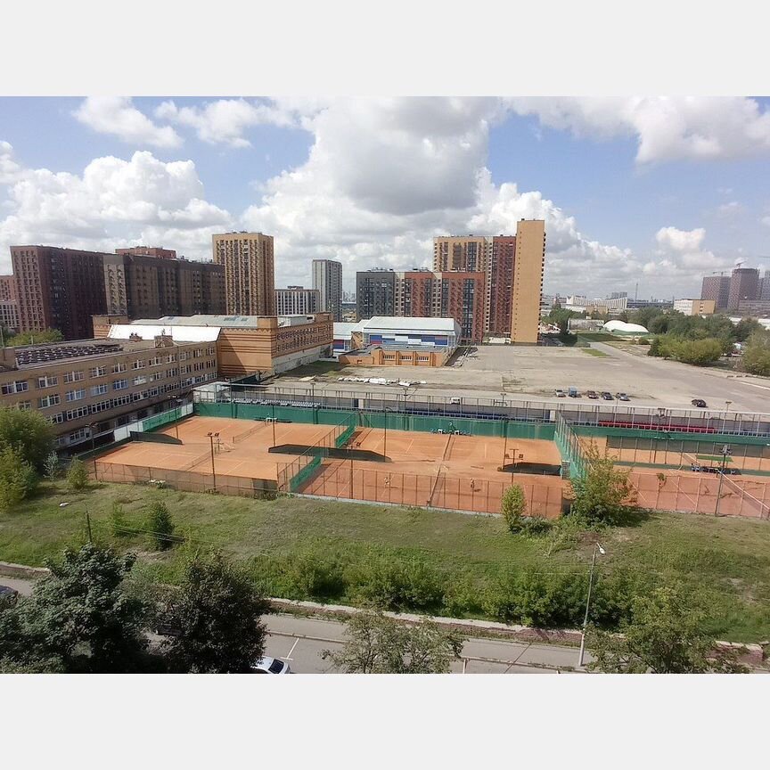 3-к. квартира, 95,8 м², 8/10 эт.