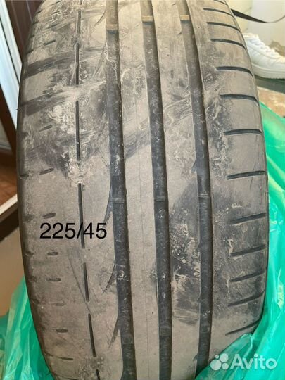 Bridgestone Potenza S001 225/45 R18 и 255/40 R18 95Y