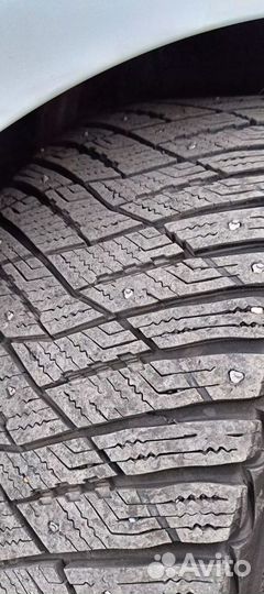 Goodyear Ultragrip Ice Arctic 245/40 R18