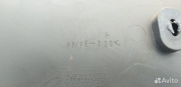 Накладка напольной консоли левая Volkswagen Golf 5