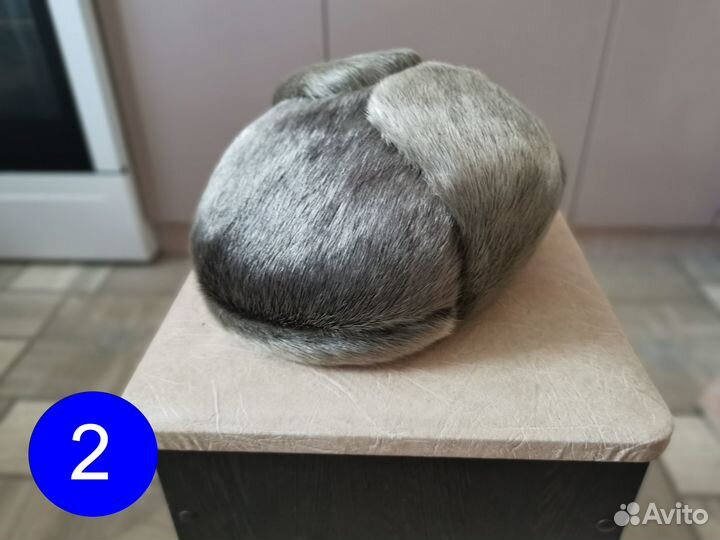 Шапки из меха сурка, байкальской нерпы