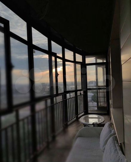 3-к. квартира, 82 м², 12/17 эт.