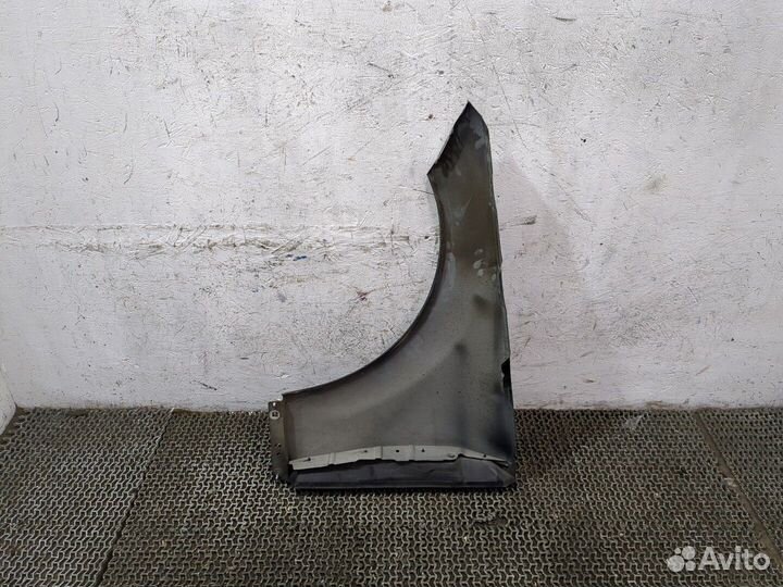 Крыло Mercedes C W204, 2010