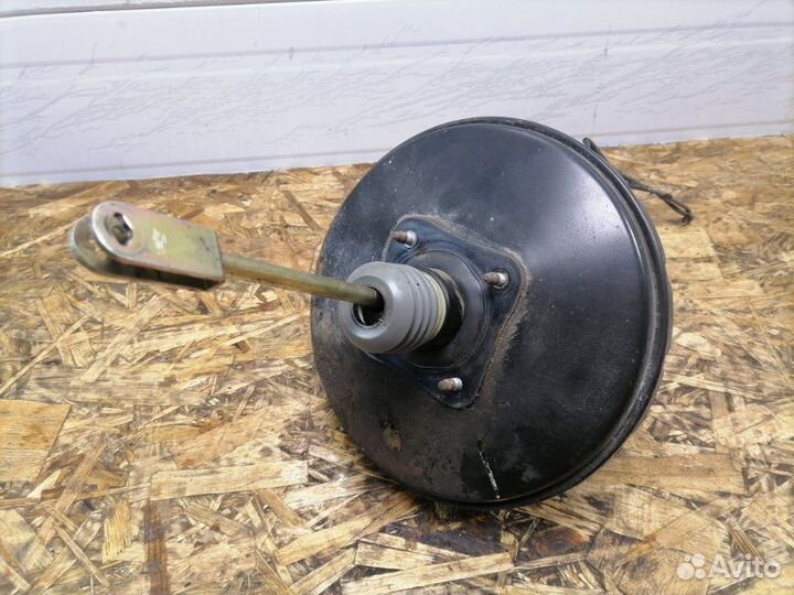 Главный тормозной цилиндр и вакуумный усилитель