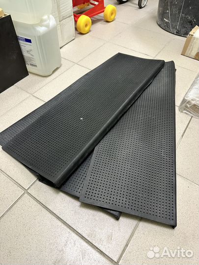 Антискользящие резиновые коврики