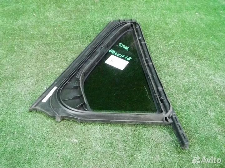 Форточка двери задняя левая Mercedes GLC X253 (201