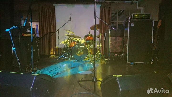 Ampeg SVT 4 с кабинетом 8+10