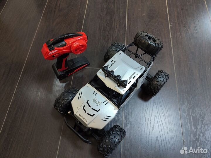 Машинка на радиоуправлении