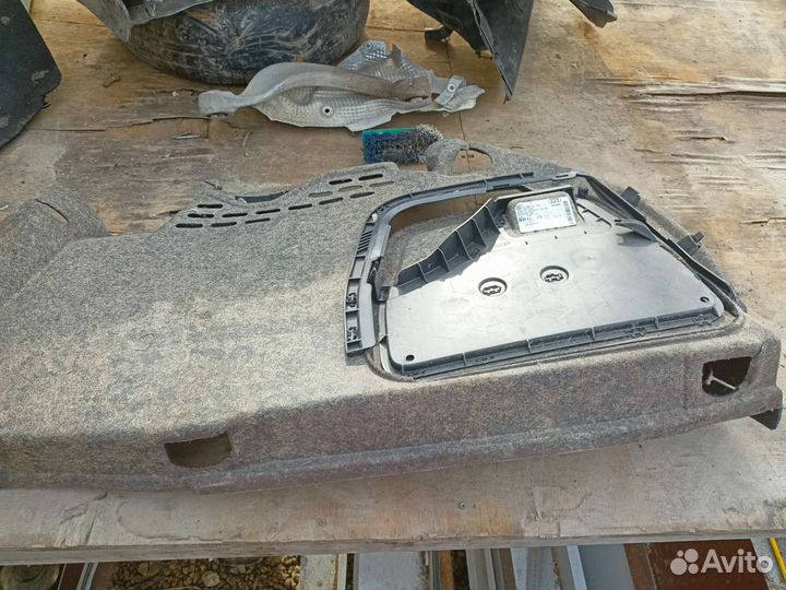 Обшивка багажника левая audi a4 b8 rest